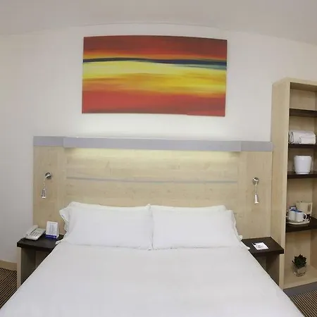 Express Airport By Ihg 3* Malaga