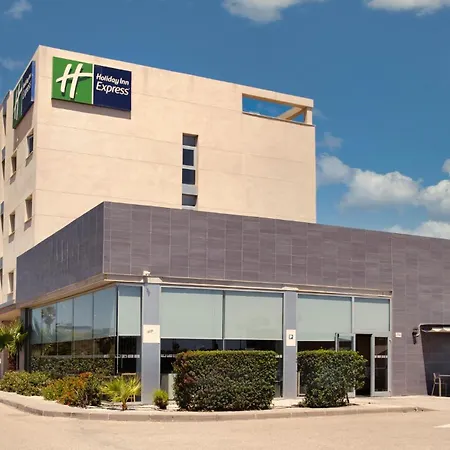Hotel Express Airport, An Ihg