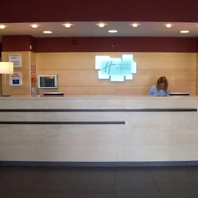 Express Airport By Ihg ホテル 3*