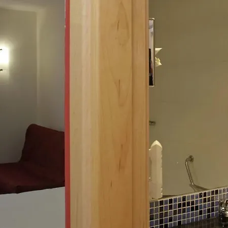 ホテル Express Airport By Ihg