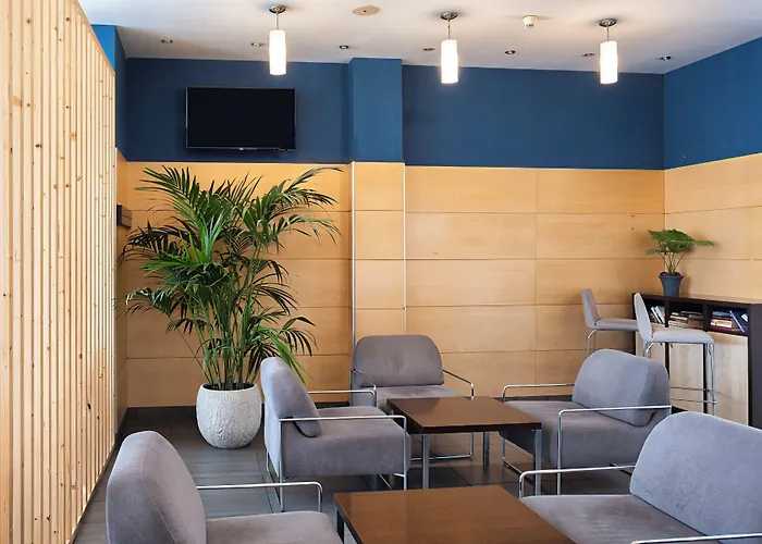 Express Airport By Ihg Отель Малага