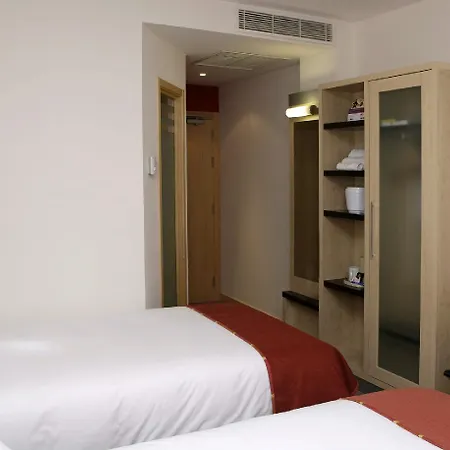马拉加机场智选假日酒店